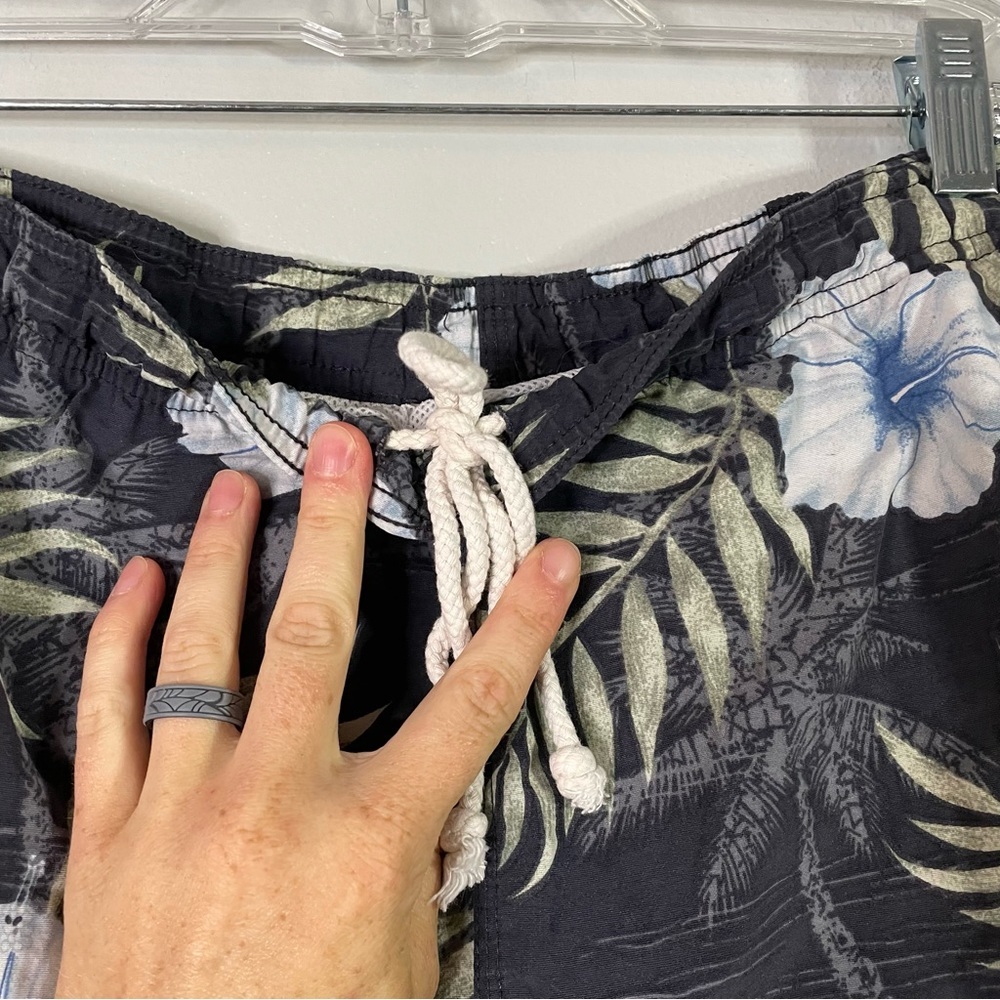 Breakwater Bay Vintage Tropical Leaves Flower Summer Vacation Swim Trunks Large - Picture 5 of 7